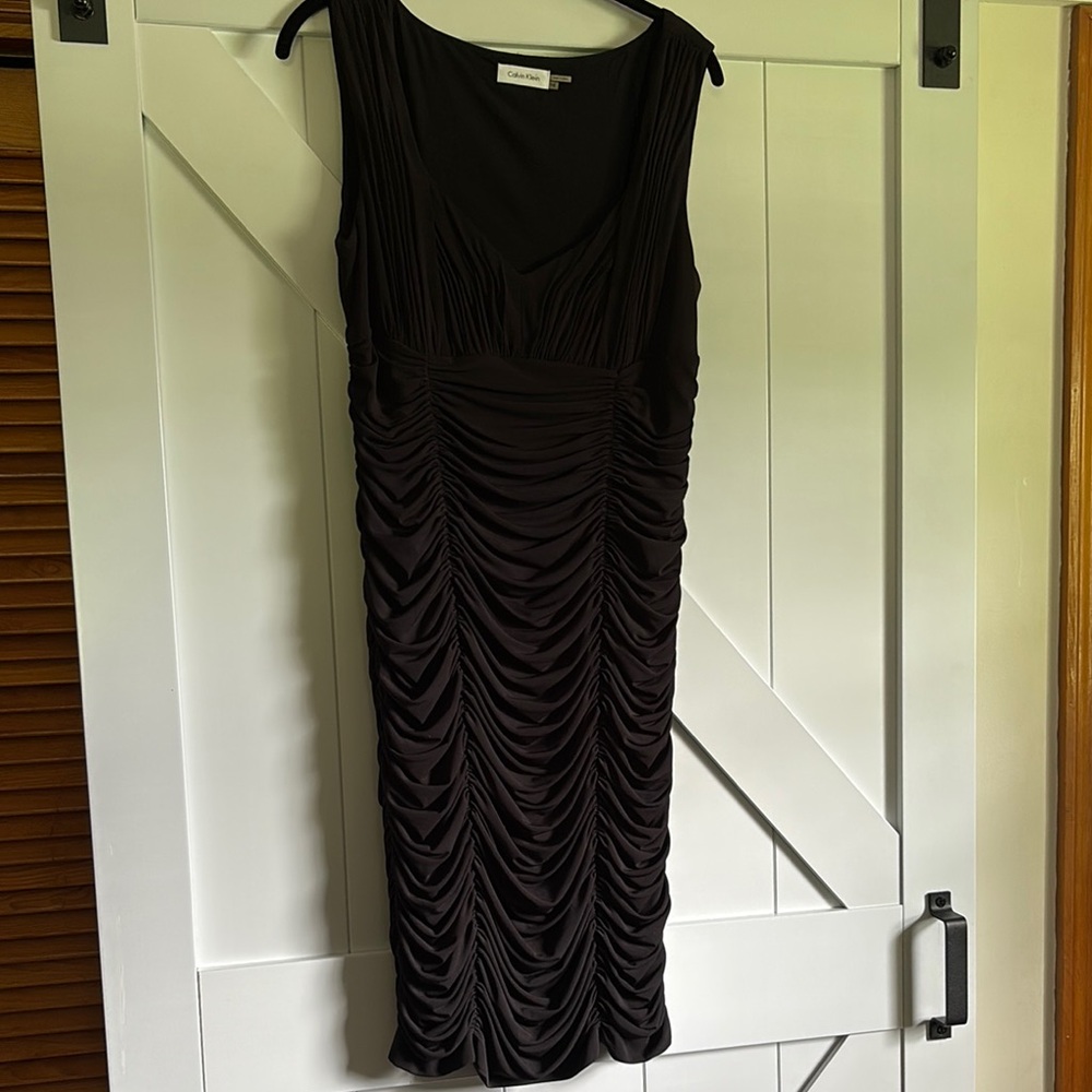 Calvin Klein Black Ruched V-Neck Sheath Dress